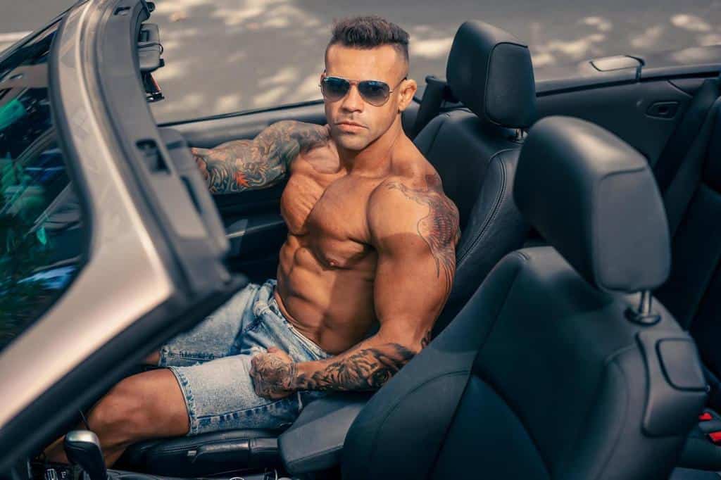 Byron Bay Topless Waiters